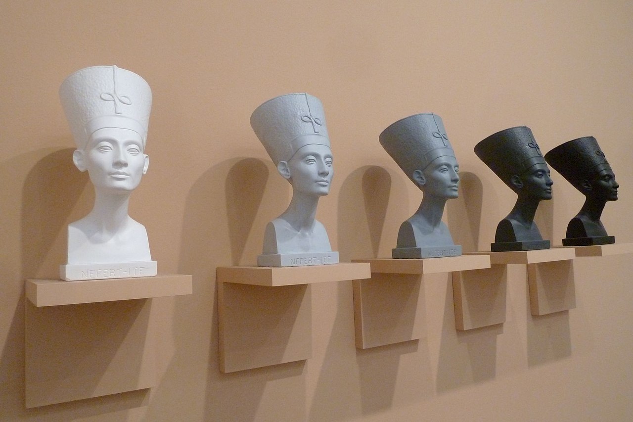 Experience Artistic Marvels: Tate Modern Tour With Free eSIM