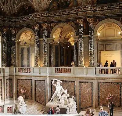 Art Treasures Kunsthistorisches Museum Guided Tour with Free eSIM